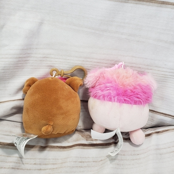 Squishmallows Bag Clips Andres Sheltie Dog & Caparinne Pink Yeti Bigfoot 4 Inch - Picture 5 of 9